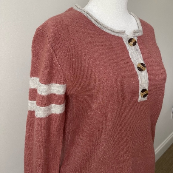 ROOLEE Mauve Sweater - Size M - Picture 6 of 16